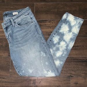 Statement Jeans
